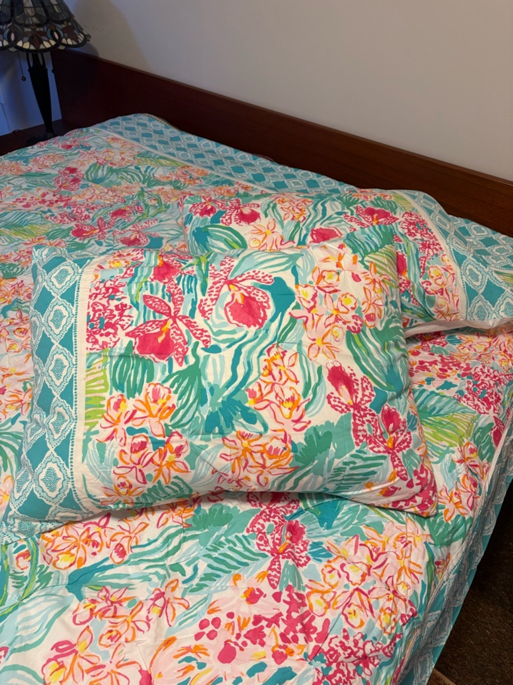 Lilly Pulitzer Full Duvet Cover Orchid Border with Two Pillow Shams - Picture 3 of 5